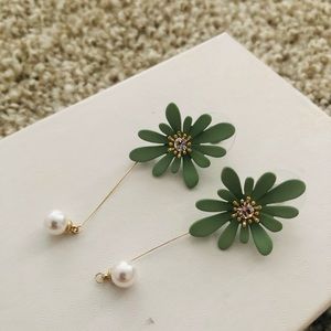 Flower with Pearl Earring